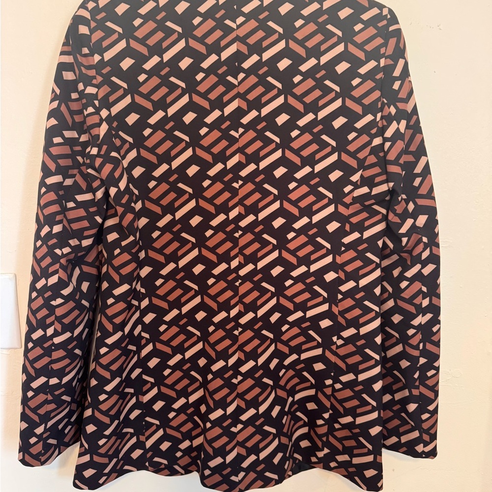 Women's Geometric Patterned Blazer - Black and brown - Picture 4 of 5